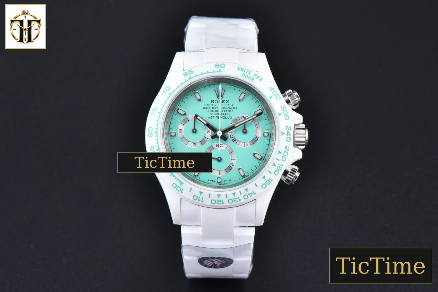 Vista frontal — Daytona AETF White Ceramic Tiffany Dial Ceramic Bracelet V2 SA4130