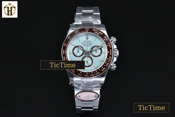 Foto frontal — Daytona UFO 904L 126506 40mm UF Ice Blue Stick Dial Lume Markers SS Braclet (Free Sprung) UF4131