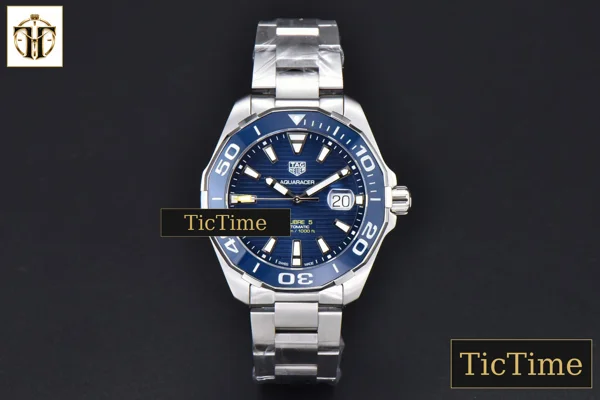Foto frontal — Aquaracer Calibre 5 43mm OF Blue Dial Silver Hand SS Bracelet SW200