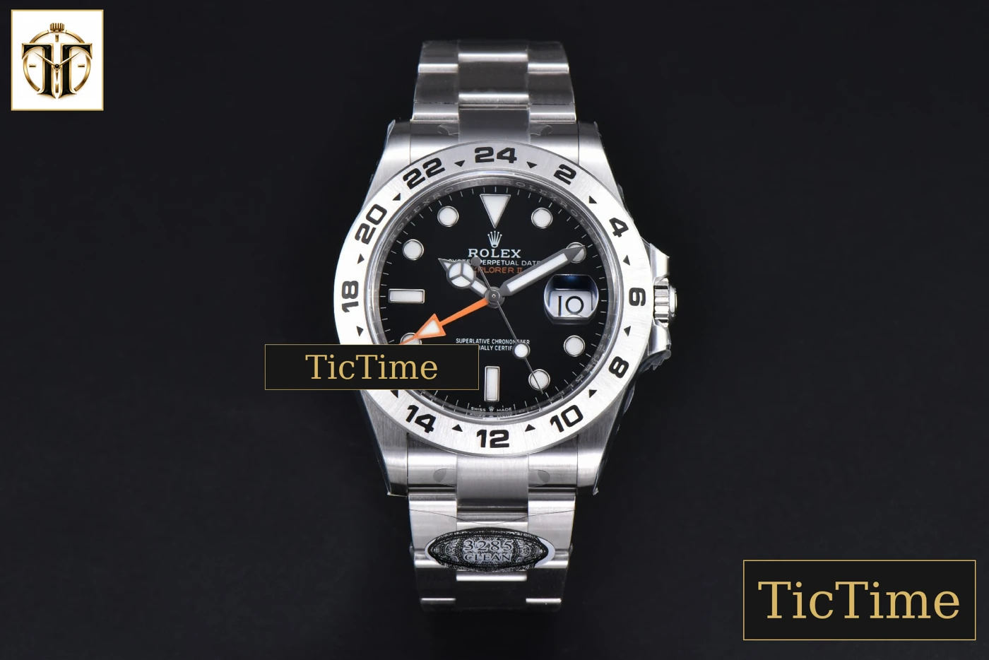 Vista frontal — Explorer II 904L 226570 42mm Clean Factory Black Dial SS Bracelet CHS DD3285