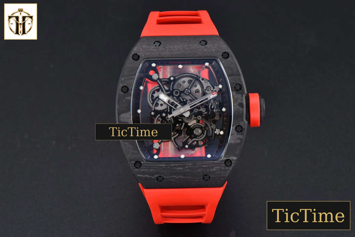 Vista frontal — NTPT RM055 42.7mm BBRF Red Skeleton Dial Red Rubber Strap RMUL2