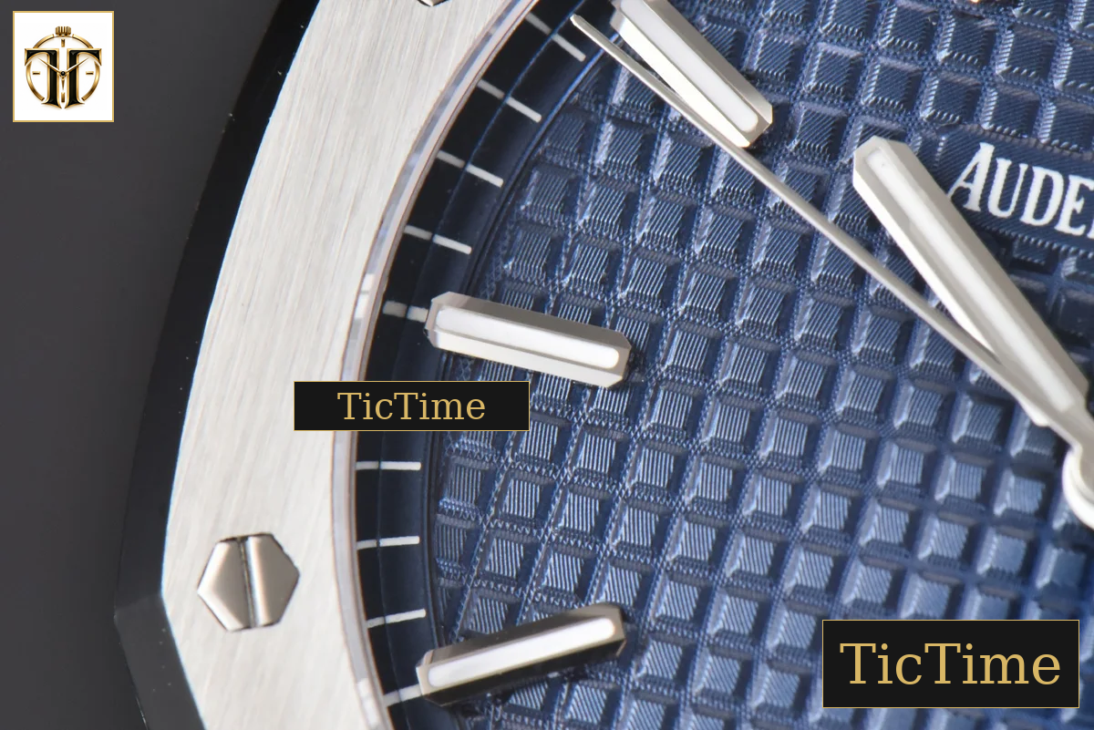 Royal Oak 15500 41mm APSF Blue Textured Dial SS Bracelet V2 A4302 — foto 6