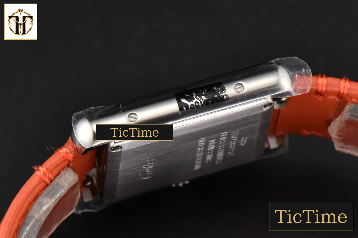 Tank Must Small 29.5×22mm K11F White Dial Orange Smooth Strap Quartz — foto 13