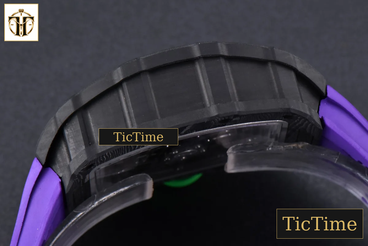 RM035-02 42mm T+F Black Forged Carbon Skeleton Dial Green Crown Purple Rubber Strap RMUL2 — foto 16