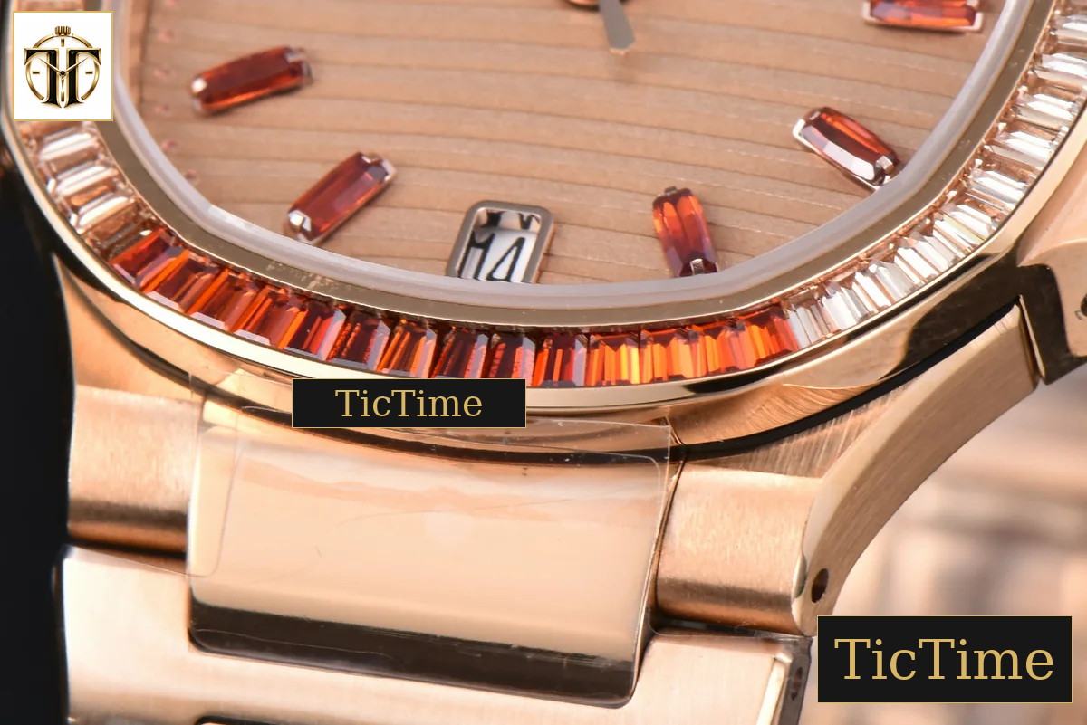Nautilus Ladies 7118 35mm 3KF RG Rainbow Diamond RG Dial RG Bracelet 324CS — foto 9