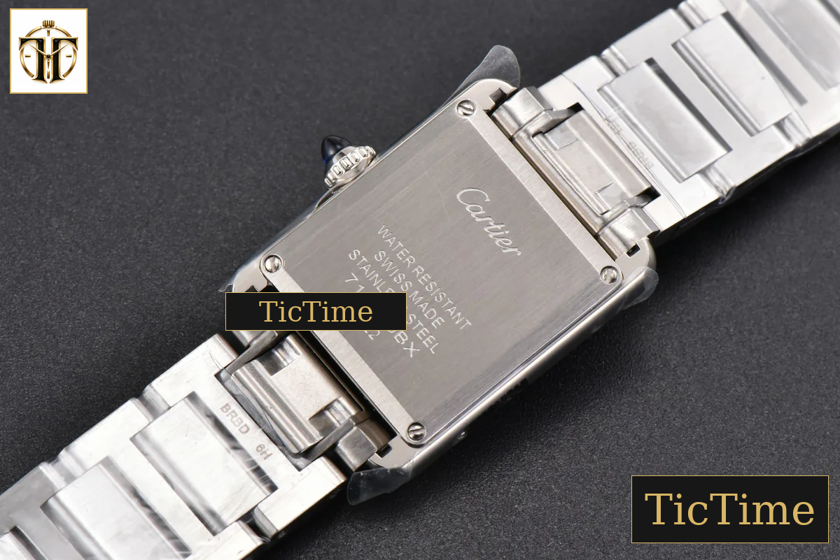 Tank Must Small 29.5mmx22mm K11F White Dial SS Bracelet Ronda Quartz — foto 15