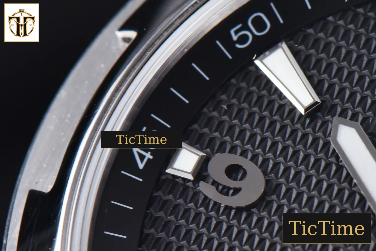 Overseas 47040 42mm MKF Black Textured Dial SS Bracelet 9015 — foto 17