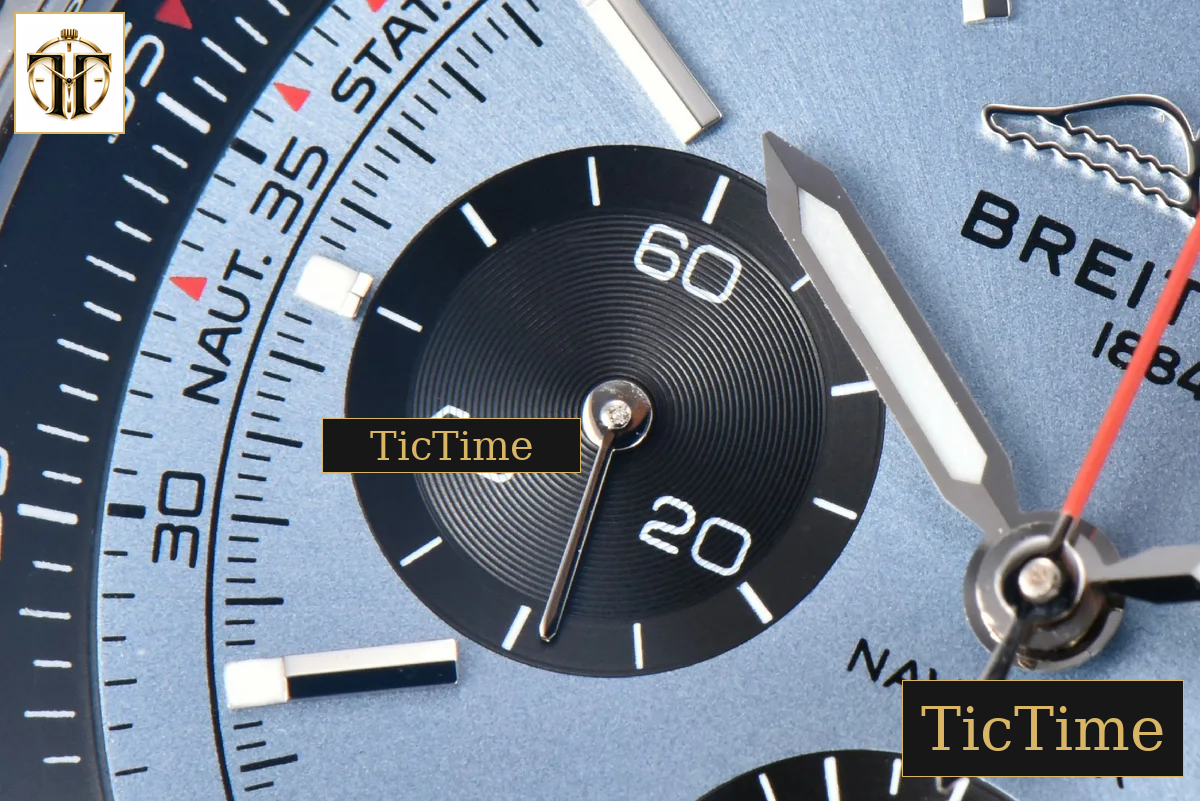 Navitimer B01 43mm BLSF Ice Blue Dial Black Subdial Black Leather Strap A7750 — foto 6