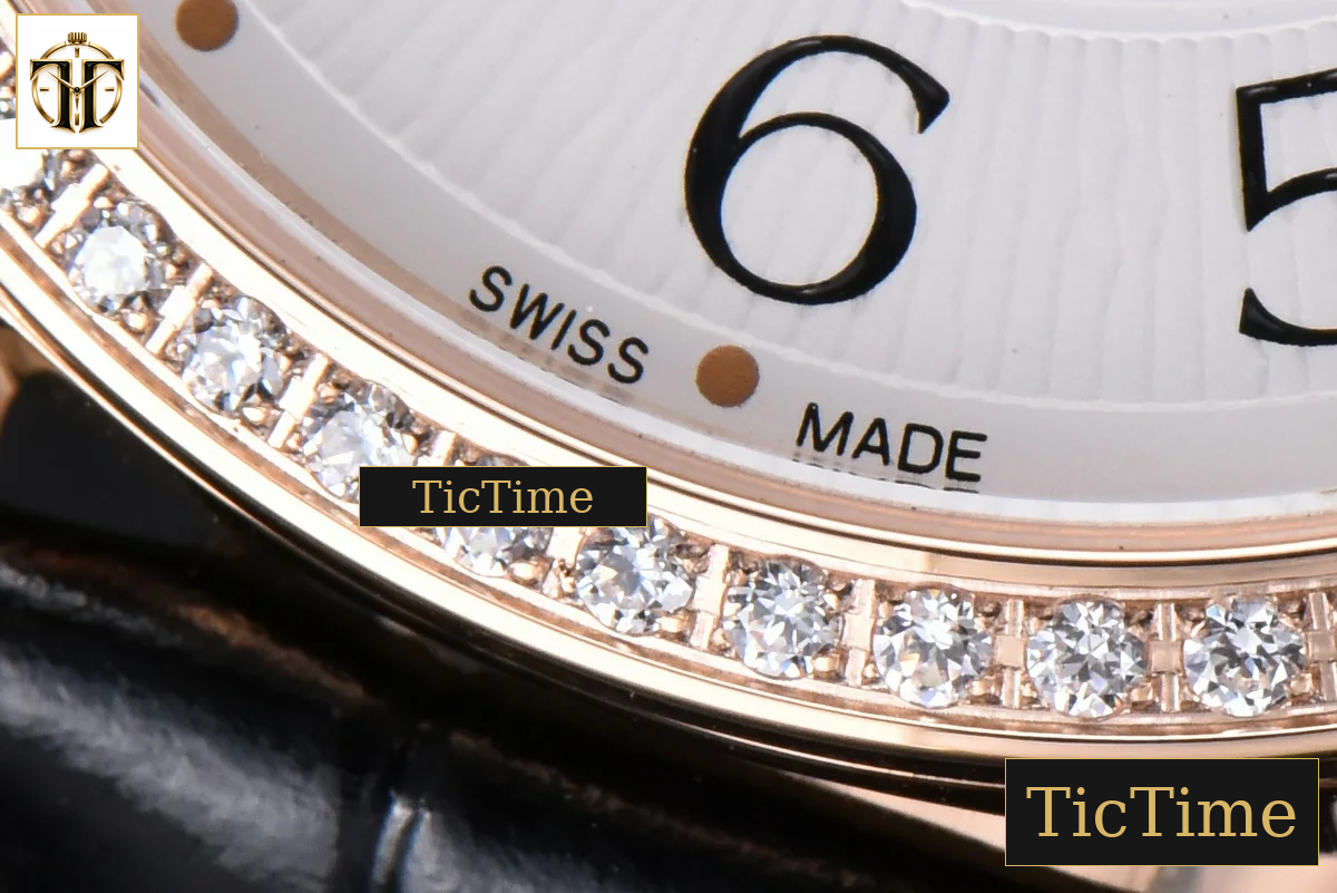 Rendez-Vous Night & Day 34mm APSF RG Diamond White Textured Dial Black Leather Strap A898 — foto 7