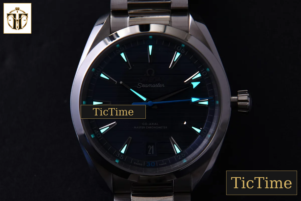 Aqua Terra 150M Light 41mm VSF Blue Dial Blue Hand Silver Markers SS Bracelet A8900 — foto 29