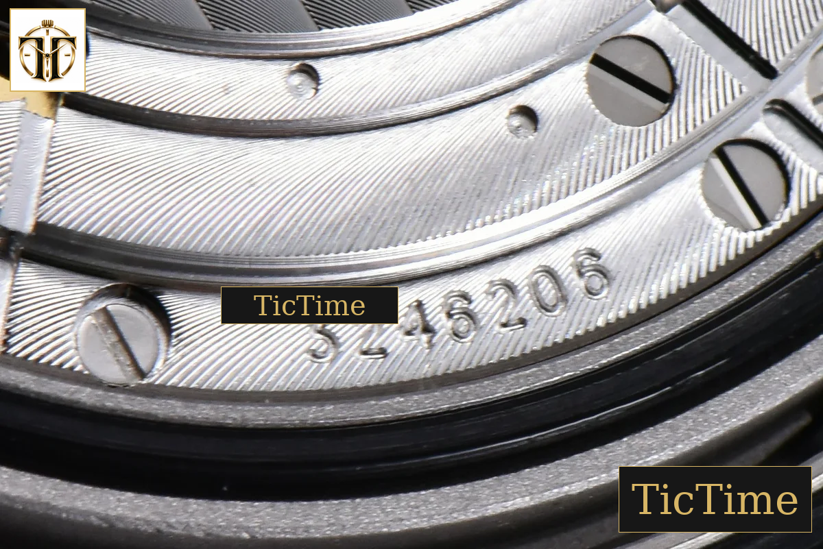 Chronomat B01 44mm BLSF Black Bezel Black Dial Rubber Strap 7750 — foto 21