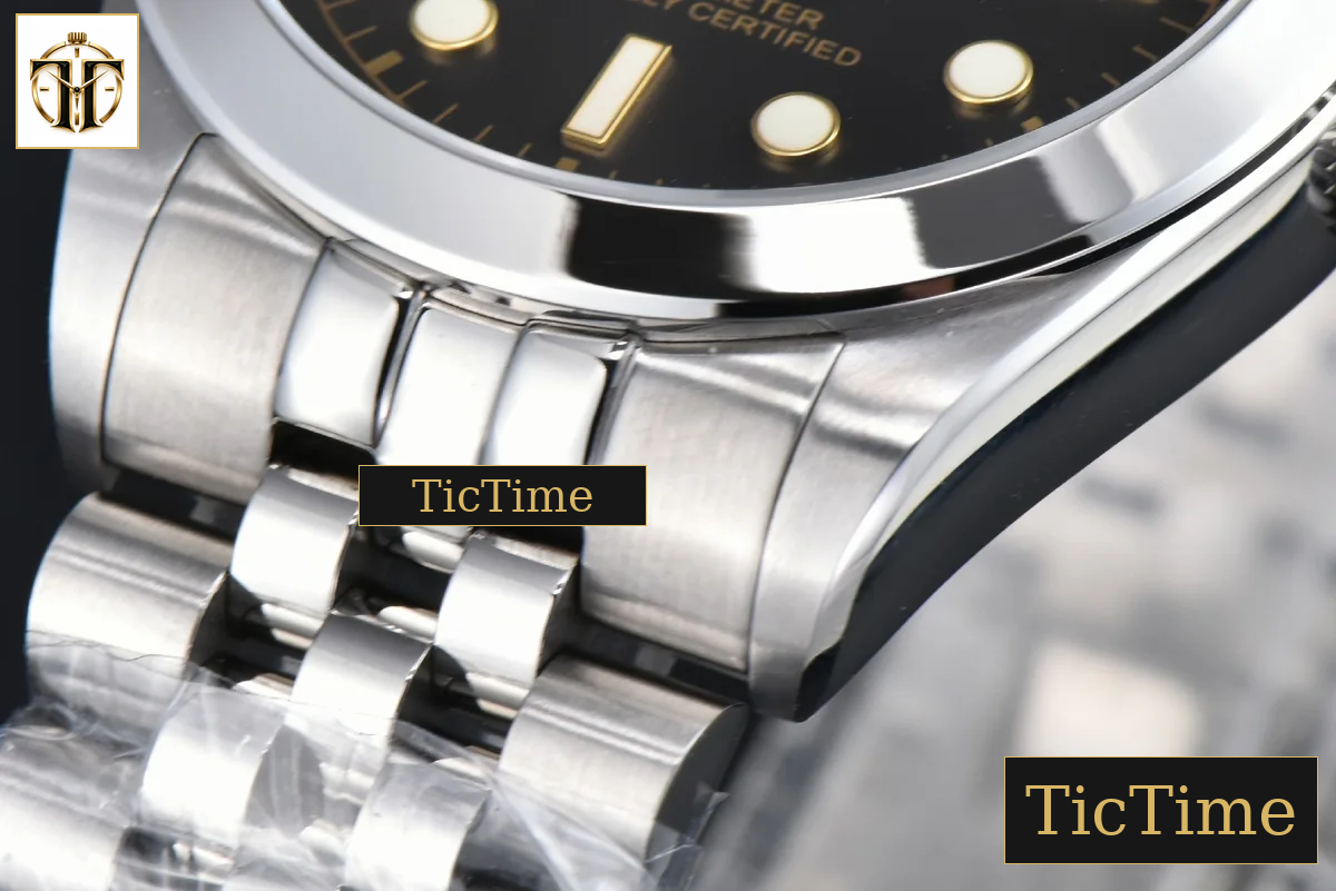 Heritage Black Bay Anthracite 39mm KRF Black Dial SS Bracelet A2824 — foto 9