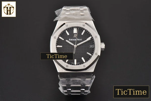 Foto frontal — Royal Oak 15500 41mm ZF Black Textured Dial SS Bracelet (V2 free sprung ) A4302