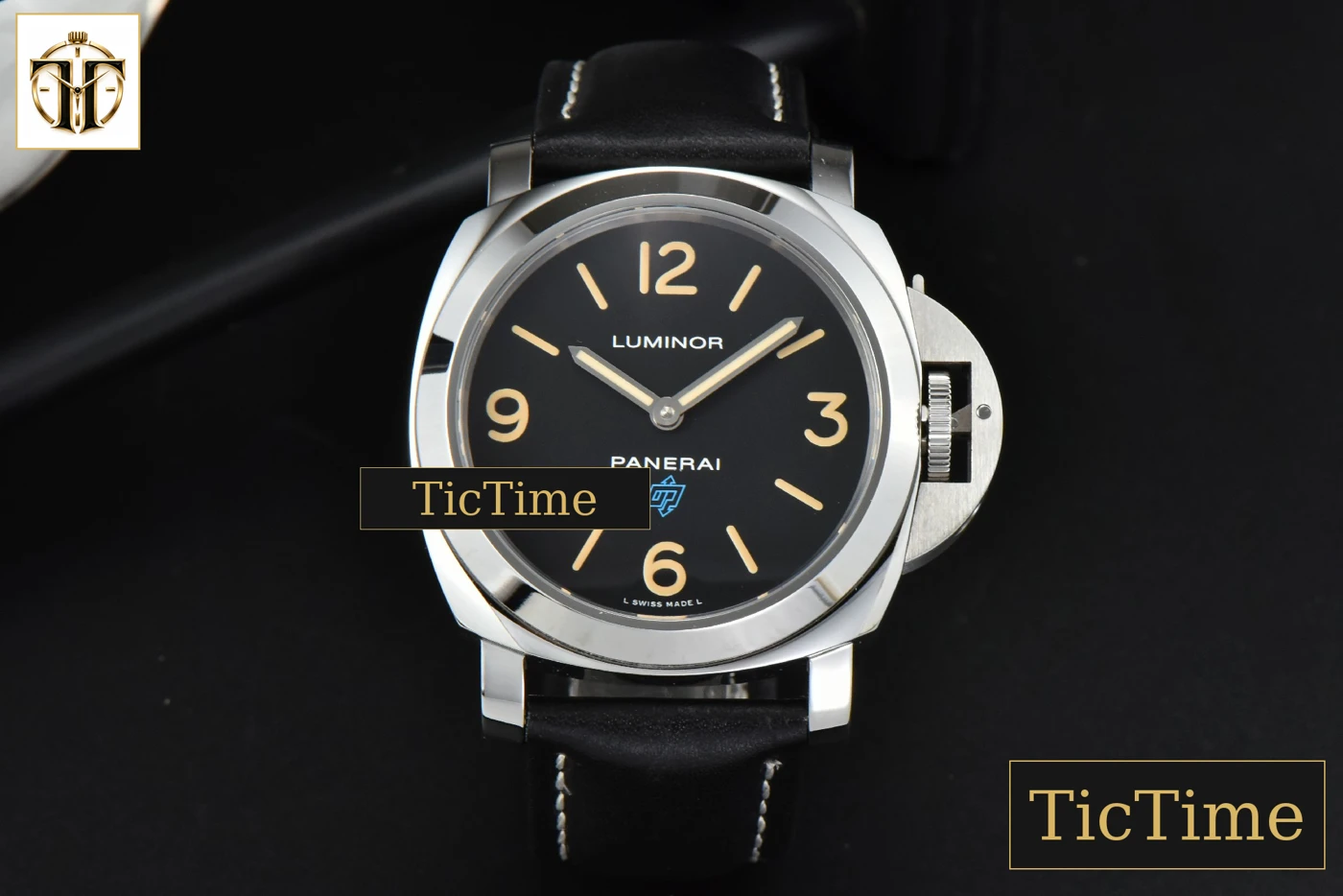 Vista frontal — PAM634 44mm HWF Black Dial Black Leather Strap A6497