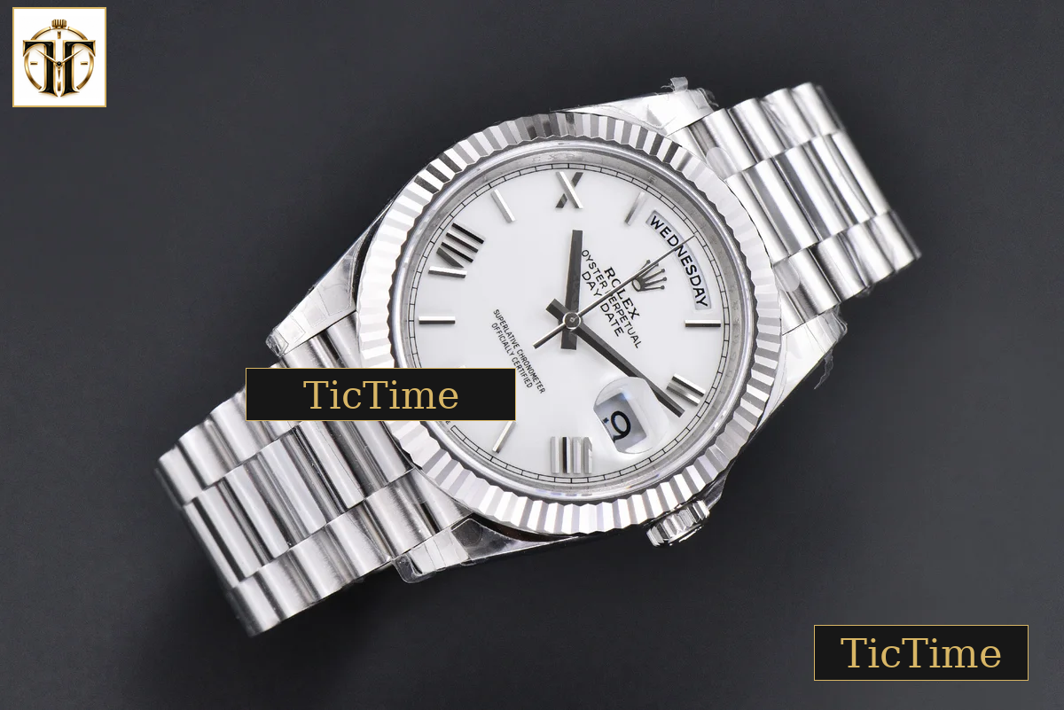 DayDate Weighted 40mm VSF White Dial Roman Marker President Bracelet DD3255 — foto 3