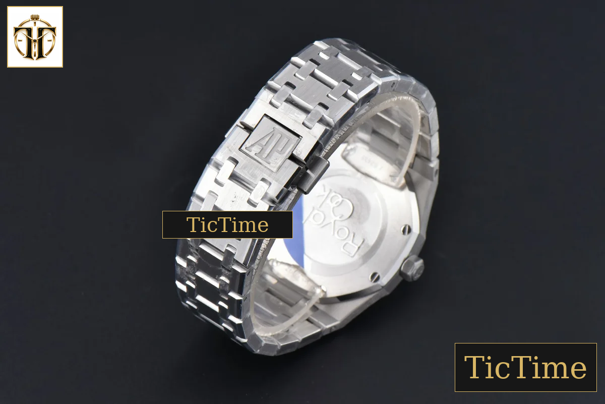 Royal Oak Ladies 67651ST 33mm ZF SS Diamond Black Dial SS Bracelet Quartz — foto 29