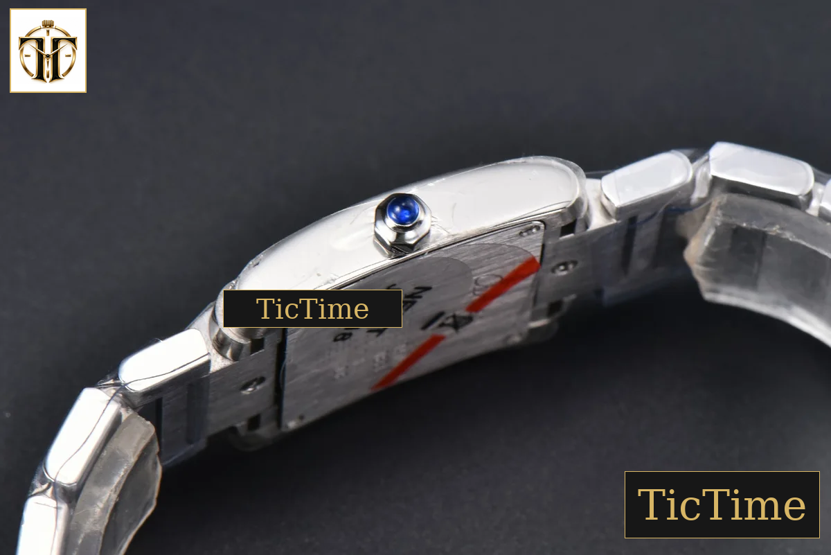Tank Francaise Small 25.7mmx21.2mm 8848F Diamond Marker SS Bracelet Quartz — foto 13