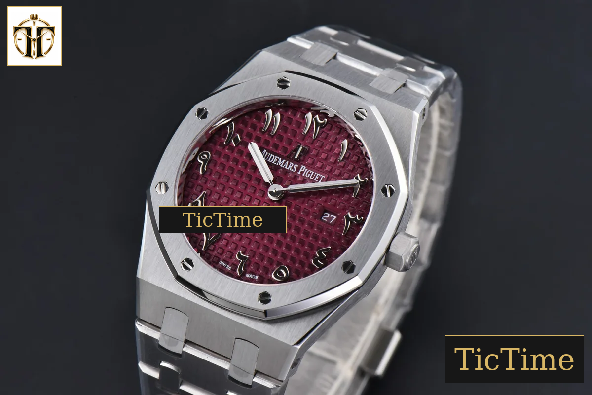 Royal Oak Ladies 67650ST 33mm ZF SS Red Arabic Dial SS Bracelet Quartz — foto 5