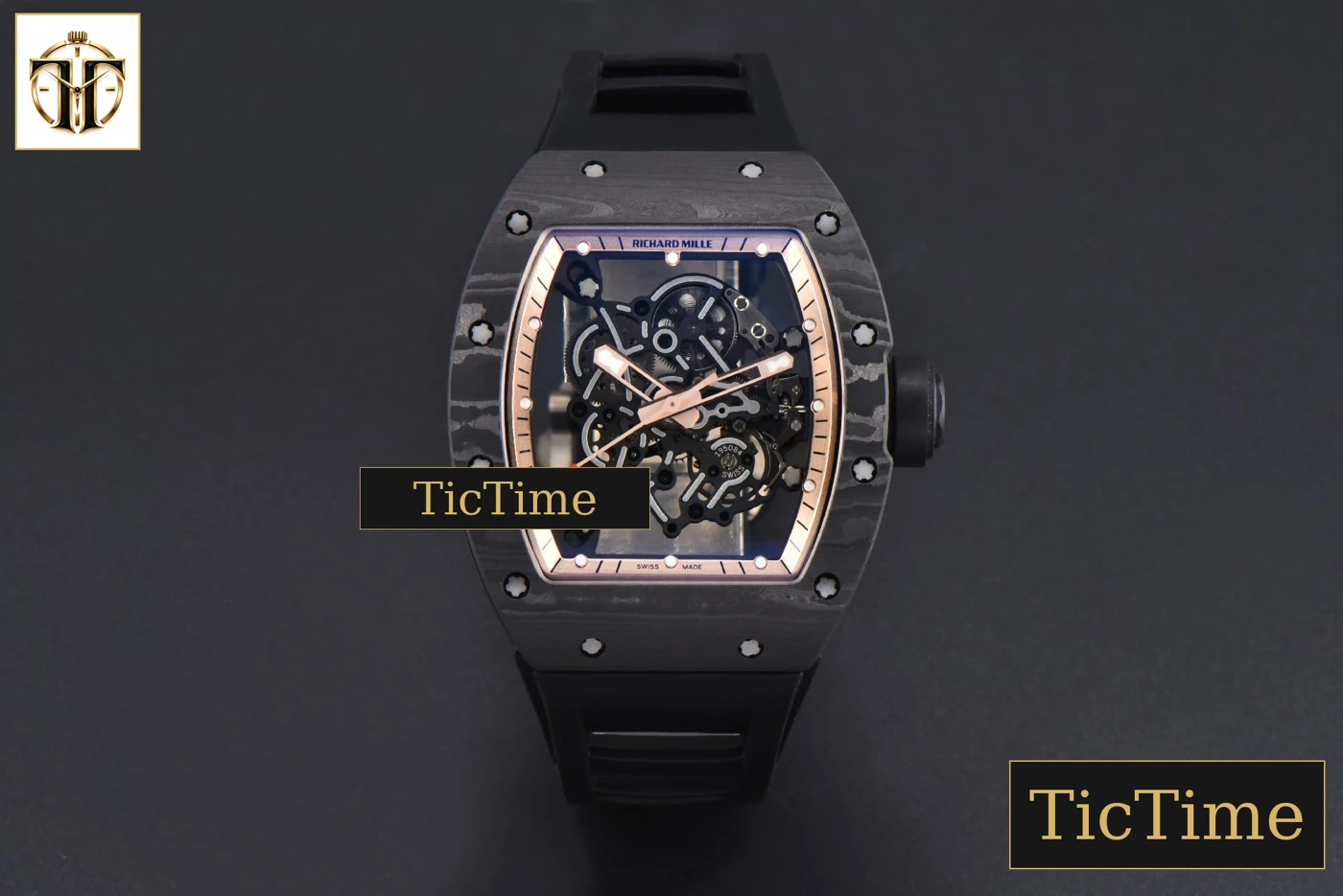 Vista frontal — NTPT RM055 43mm ZF RG Bezel Black Crown Black Rubber Strap V6 RMUL2