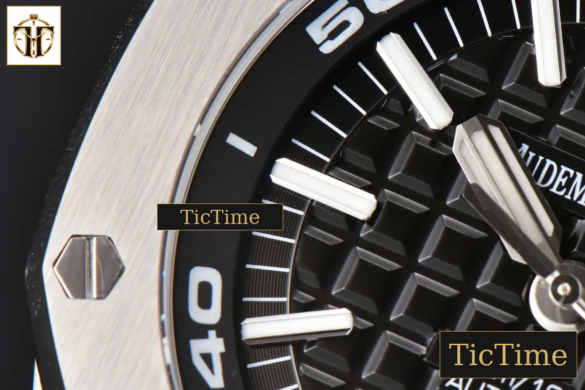 Royal Oak Offshore Diver 15710 42mm APSF Black Dial Black Rubber Strap SA3120 — foto 6