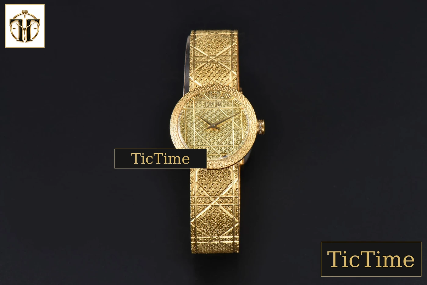 Vista frontal — La D My Dior 25mm K11F Gold Dial Quartz