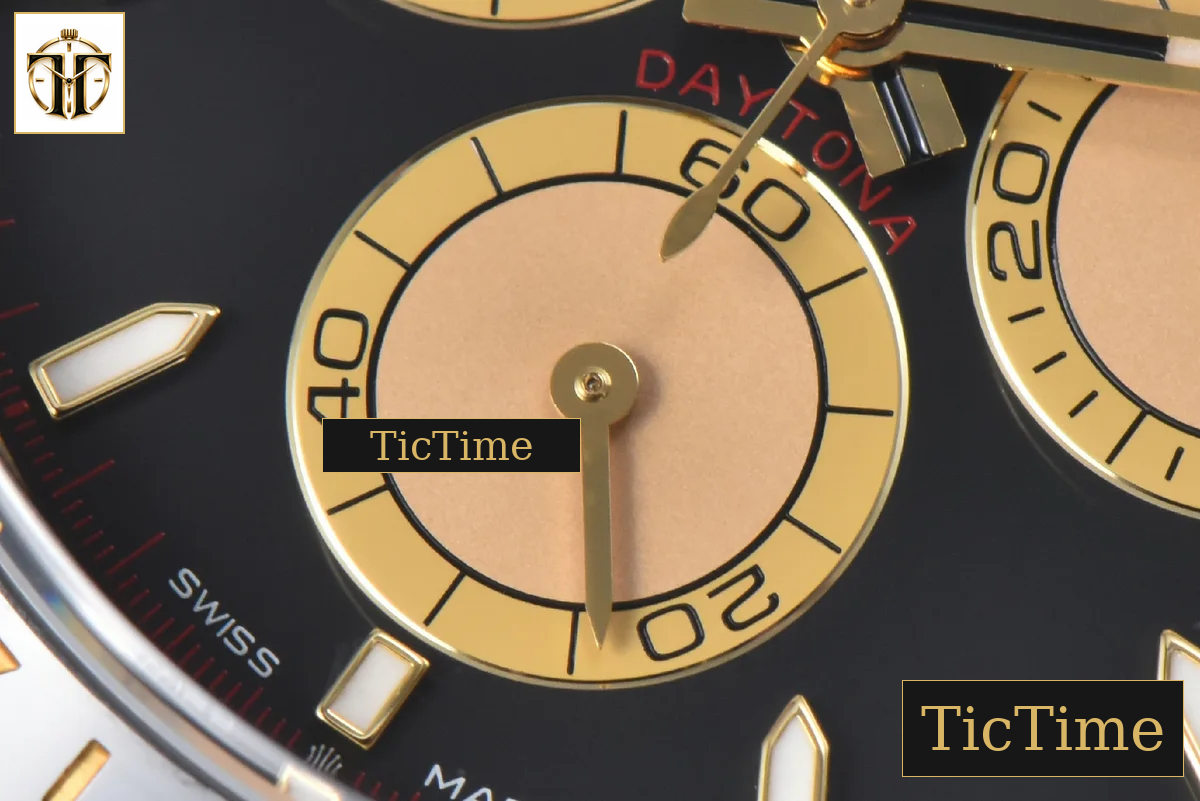 Daytona Oyster Cosmograph 126518 40mm Clean Factory YG Black Dial YG Subdial Black Oysterflex Strap DD431 — foto 8