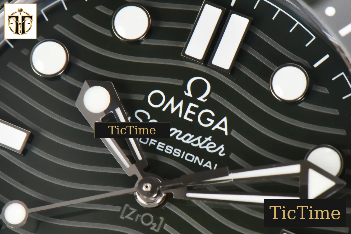 Seamaster Diver 300M 42mm ORF Green Ceramic Green Dial Green Rubber Strap A8800 — foto 5