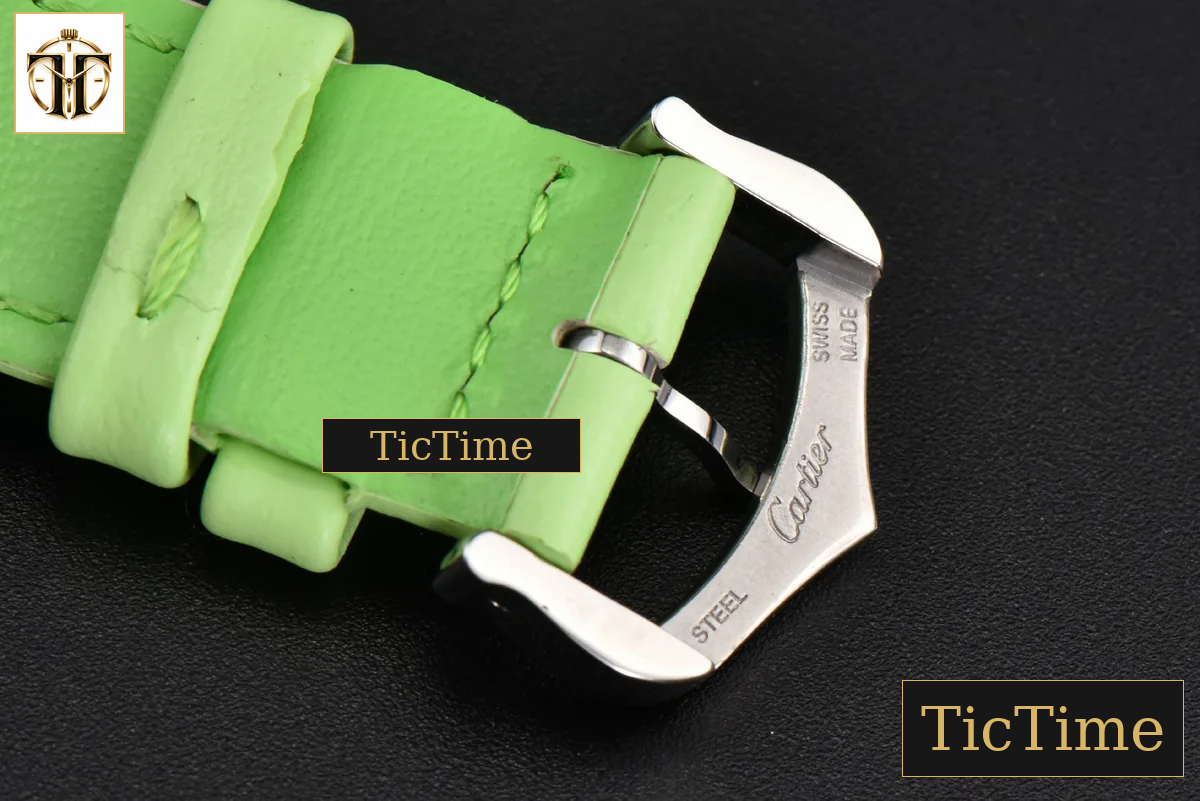 Tank Must Large 33.7×25.5mm K11F White Dial Green Smooth Calf Strap Quartz — foto 24