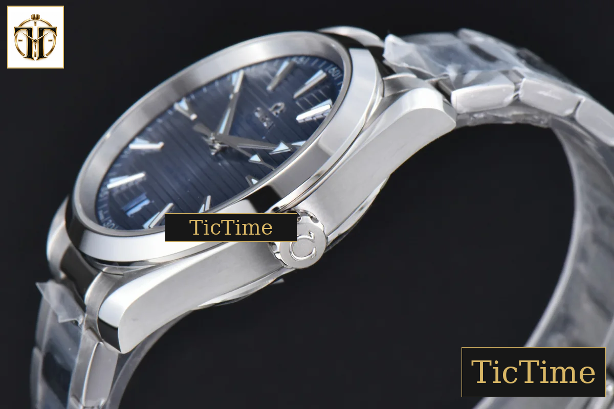 Aqua Terra 150m Summer 41mm VSF Blue Dial SS Bracelet A8900 — foto 10