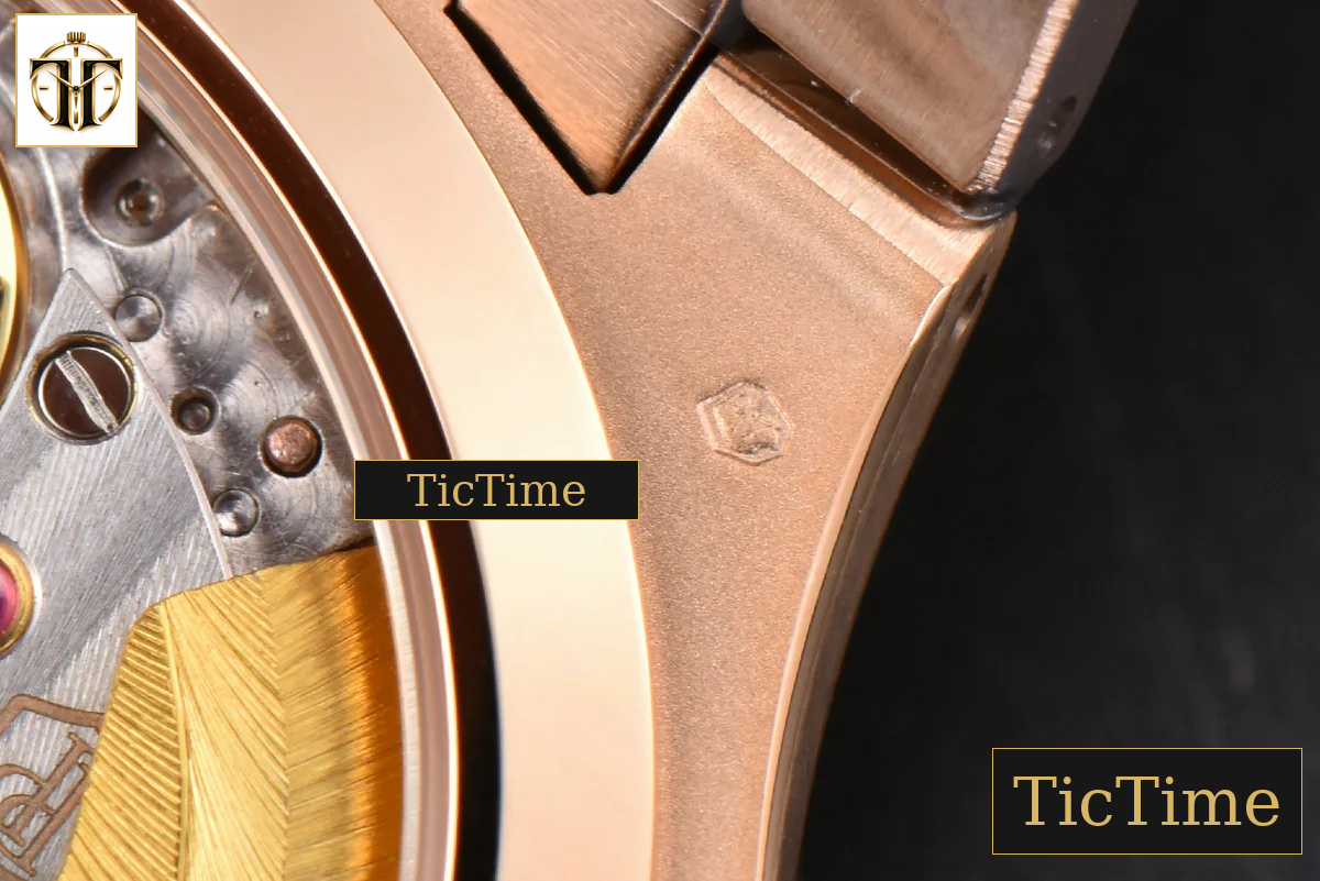 Nautilus Ladies 7118 35mm 3KF RG Rainbow Diamond RG Dial RG Bracelet 324CS — foto 16