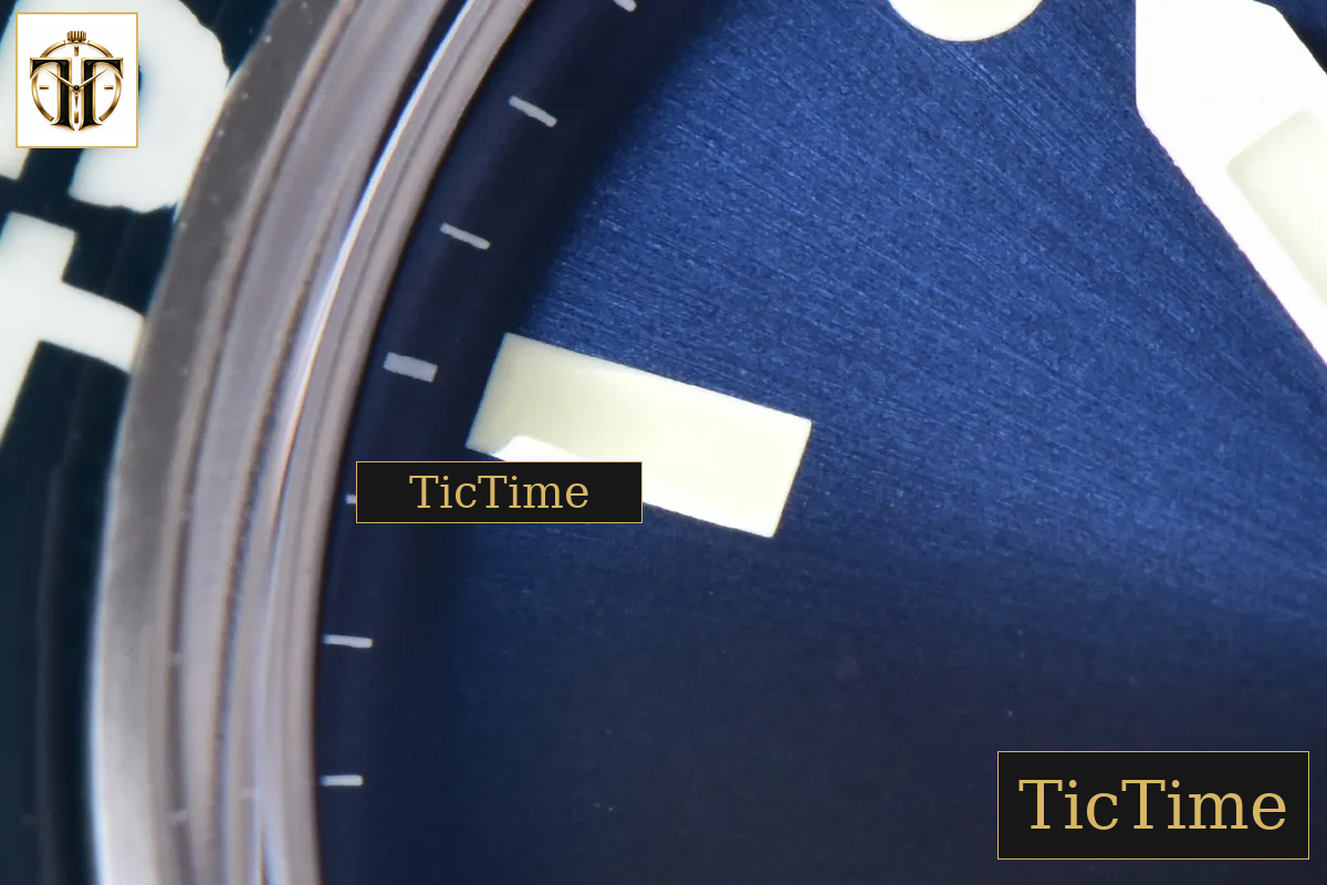 Fifty Fathoms Ocean Commitment 41mm ZF Blue Dial Nylon Strap A23J — foto 4