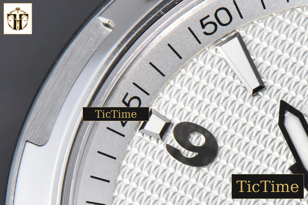 Overseas 47040 42mm PPF White Dial SS Bracelet A1226 — foto 7