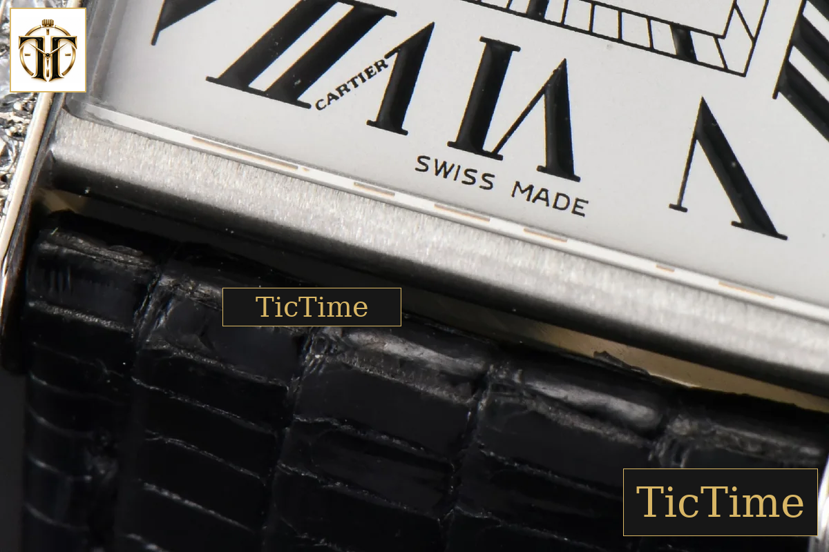 Tank Must Large 33.7×25.5mm K11F Diamond White Dial Black Croc Strap Quartz — foto 7