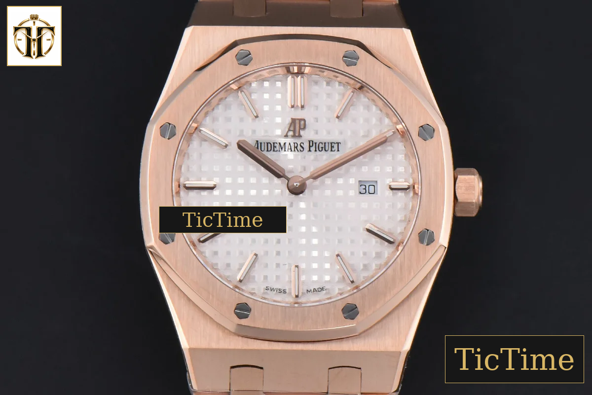 Royal Oak Ladies 67650SR 33mm ZF RG/SS White Dial RG/SS Bracelet Quartz — foto 2