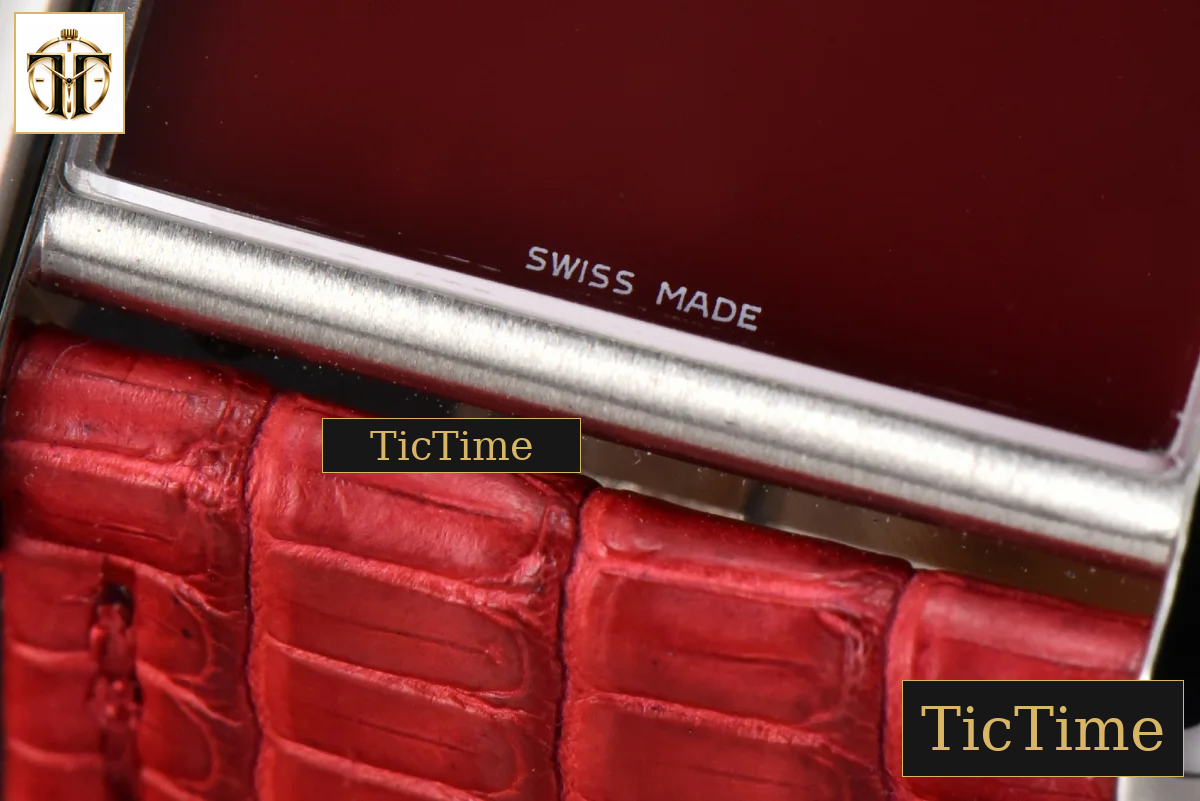 Tank Must Large 33.7×25.5mm K11F Red Dial Red Corc Texture Leather Strap Quartz — foto 6