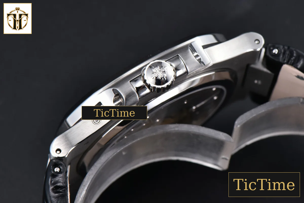 Nautilus 5712 40mm PPF Gray Diamond Bezel Blue Dial Diamond Marker Moonphase Black Leather Strap V3 A240 — foto 15