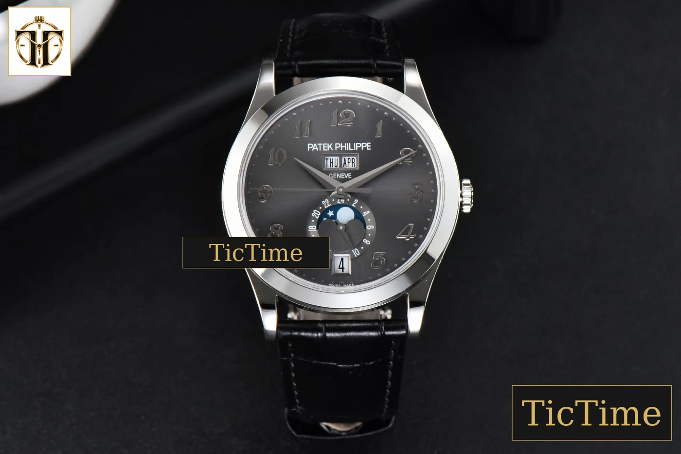 Vista frontal — Complications 5396 38.5mm ZF Gray Dial Moonphase Stick Markers Black Leather Strap MY9015