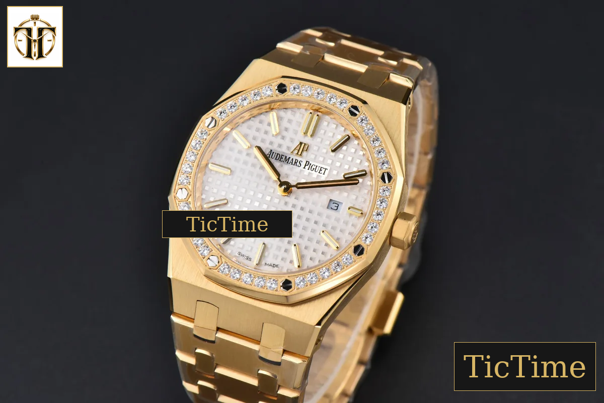 Royal Oak Ladies 67651BA 33mm ZF YG Diamond White Dial YG Bracelet Quartz — foto 5