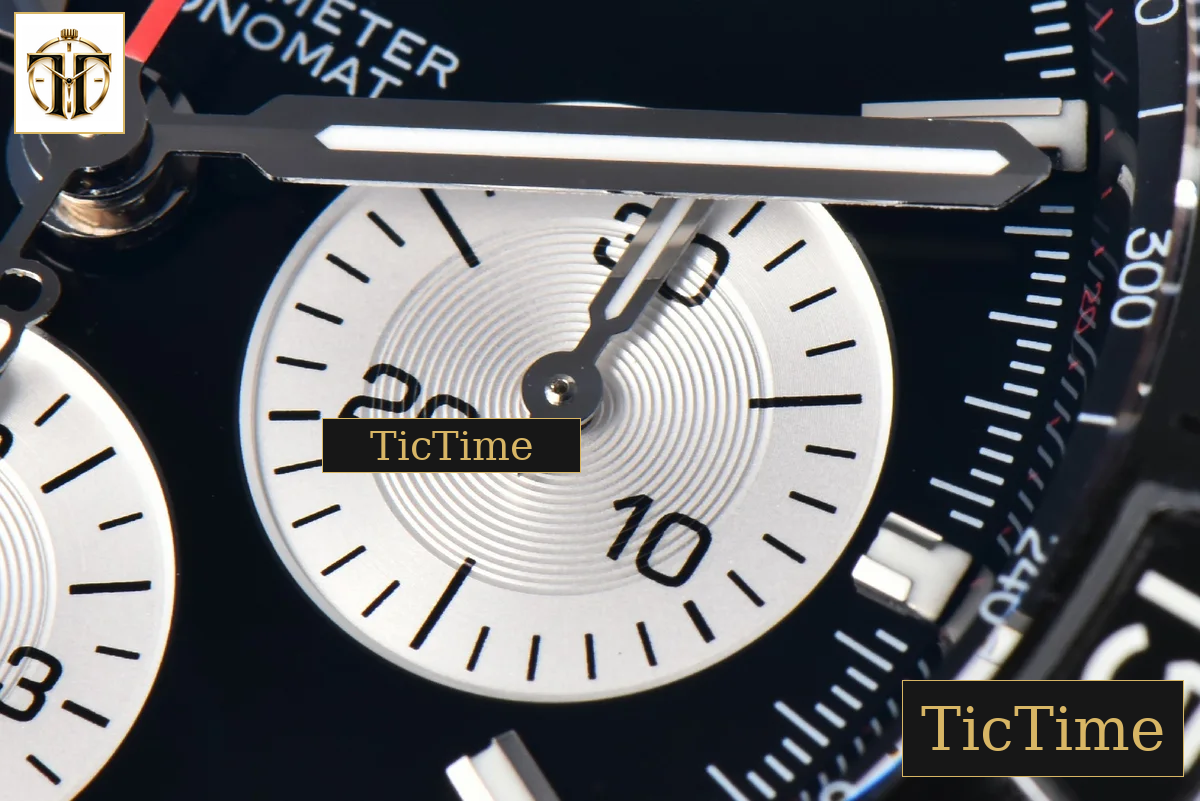 Chronomat B01 44mm BLSF Black Bezel Black Dial White Subdial Rubber Strap 7750 — foto 7