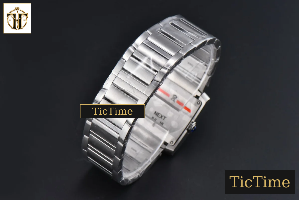 Tank Francaise Medium 32mmx 27mm K11F SS Bracelet Quartz — foto 25