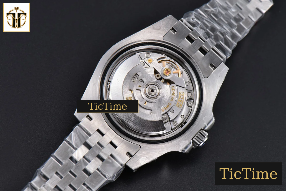 GMT Master II GRNR 904L 126710 40mm GMF Black/Gray Bezel Black Dial Jubilee Bracelet VR3285 — foto 24