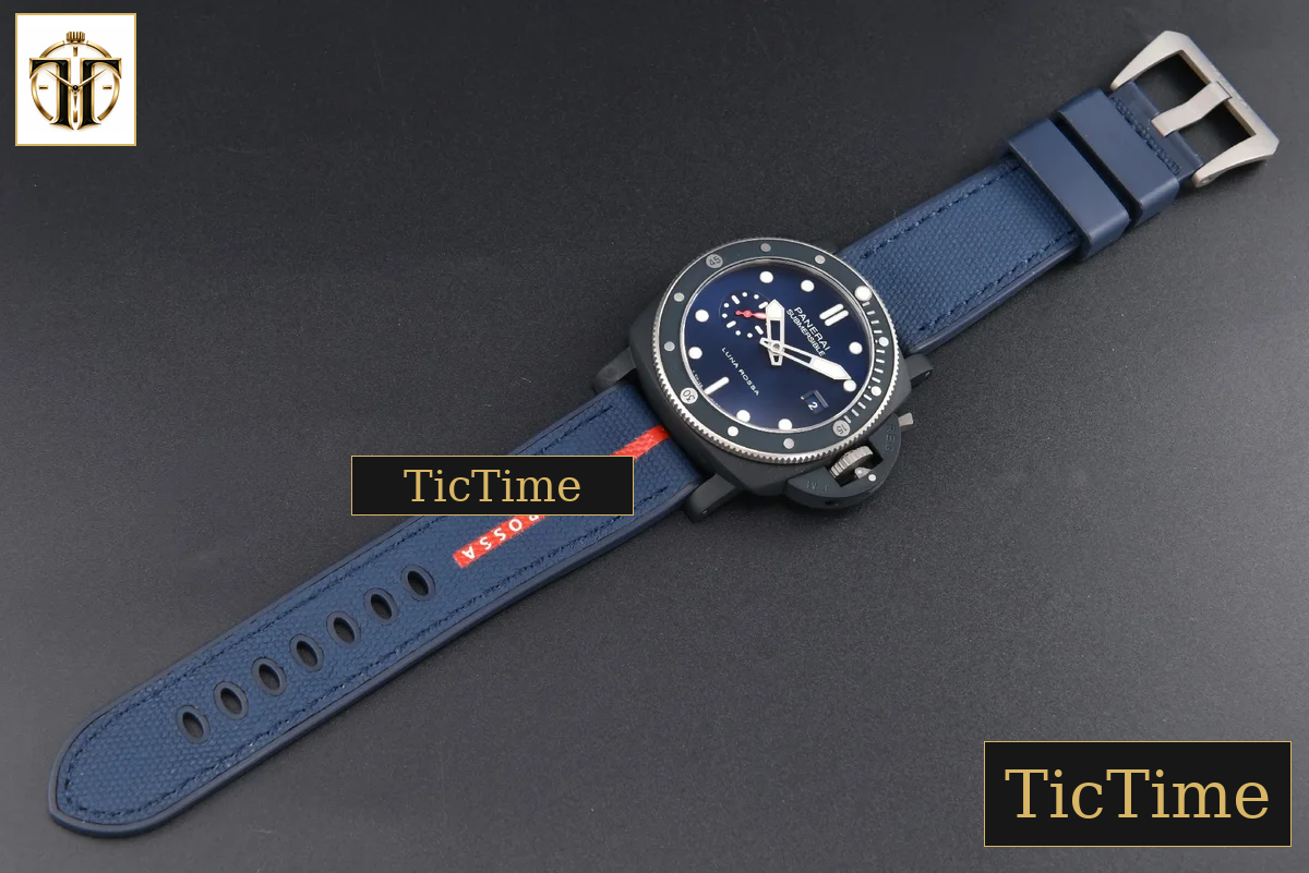 Submersible Luna Rossa PAM1466 44mm VSF Blue Dial Gummy Strap P900 — foto 31