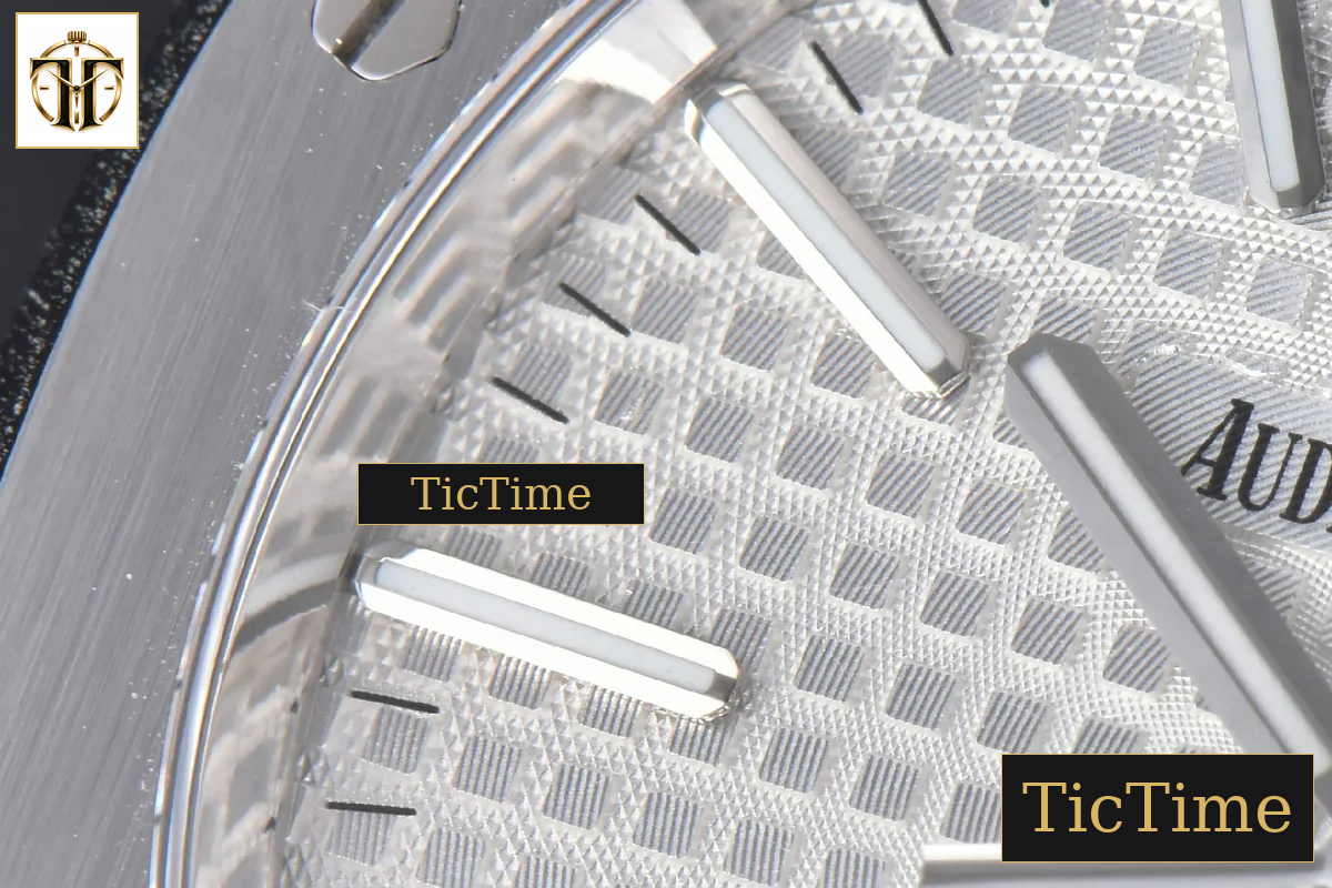 Royal Oak 15400 41mm IPF White Textured Dial SS Bracelet SA3120 — foto 7
