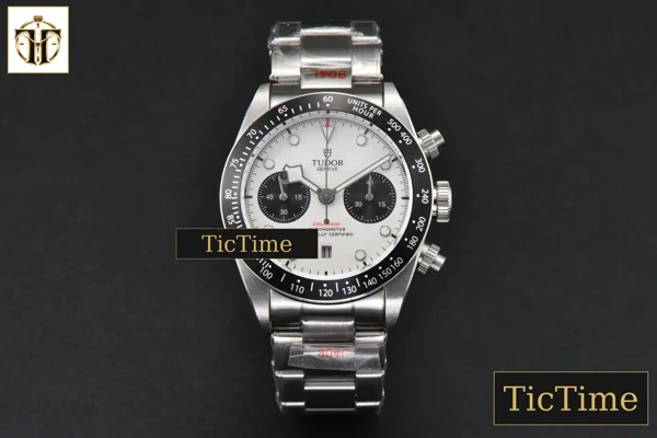 Foto frontal — Black Bay Chrono 41mm TWSF White Dial SS Bracelet A7750