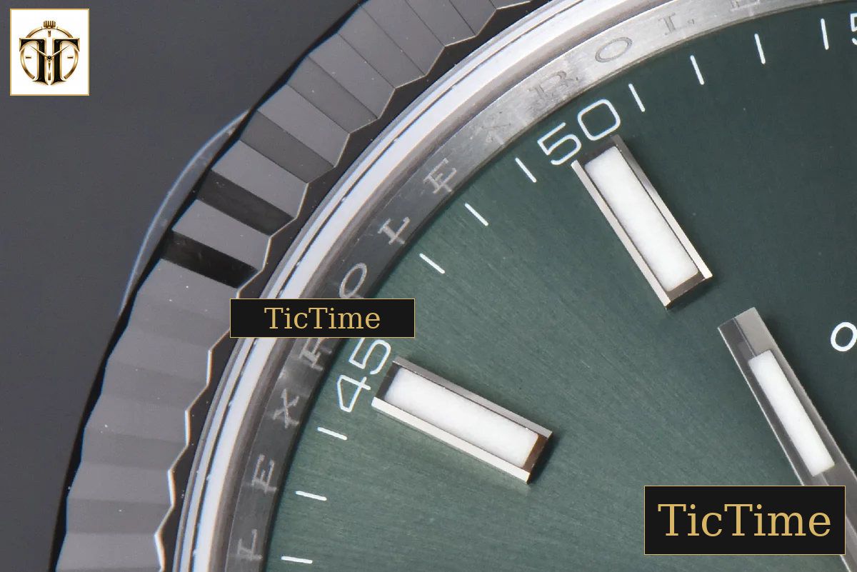 DateJust 904L Mint 126334 41mm Clean Factory Green Dial Oyster Bracelet VR3235 — foto 7