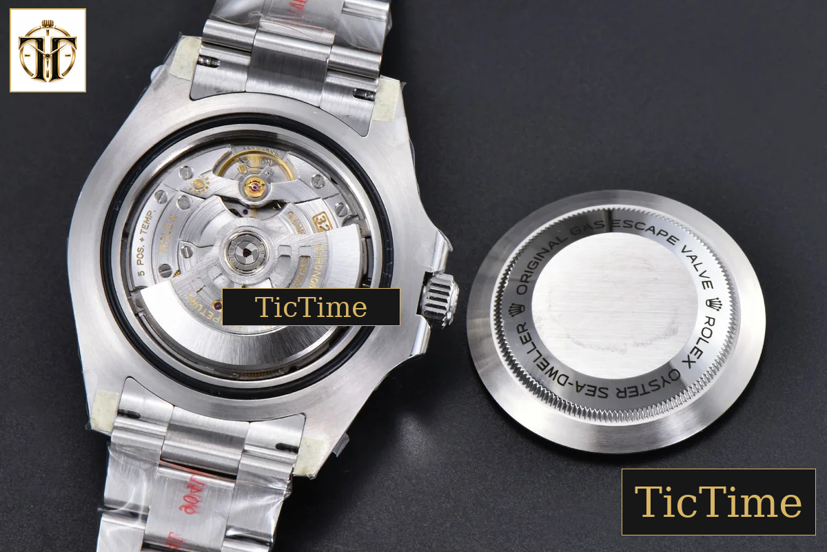 Sea-Dweller 126600 43mm Clean Factory Black Ceramic ‘Red Text’ SS Bracelet VR3235 — foto 20