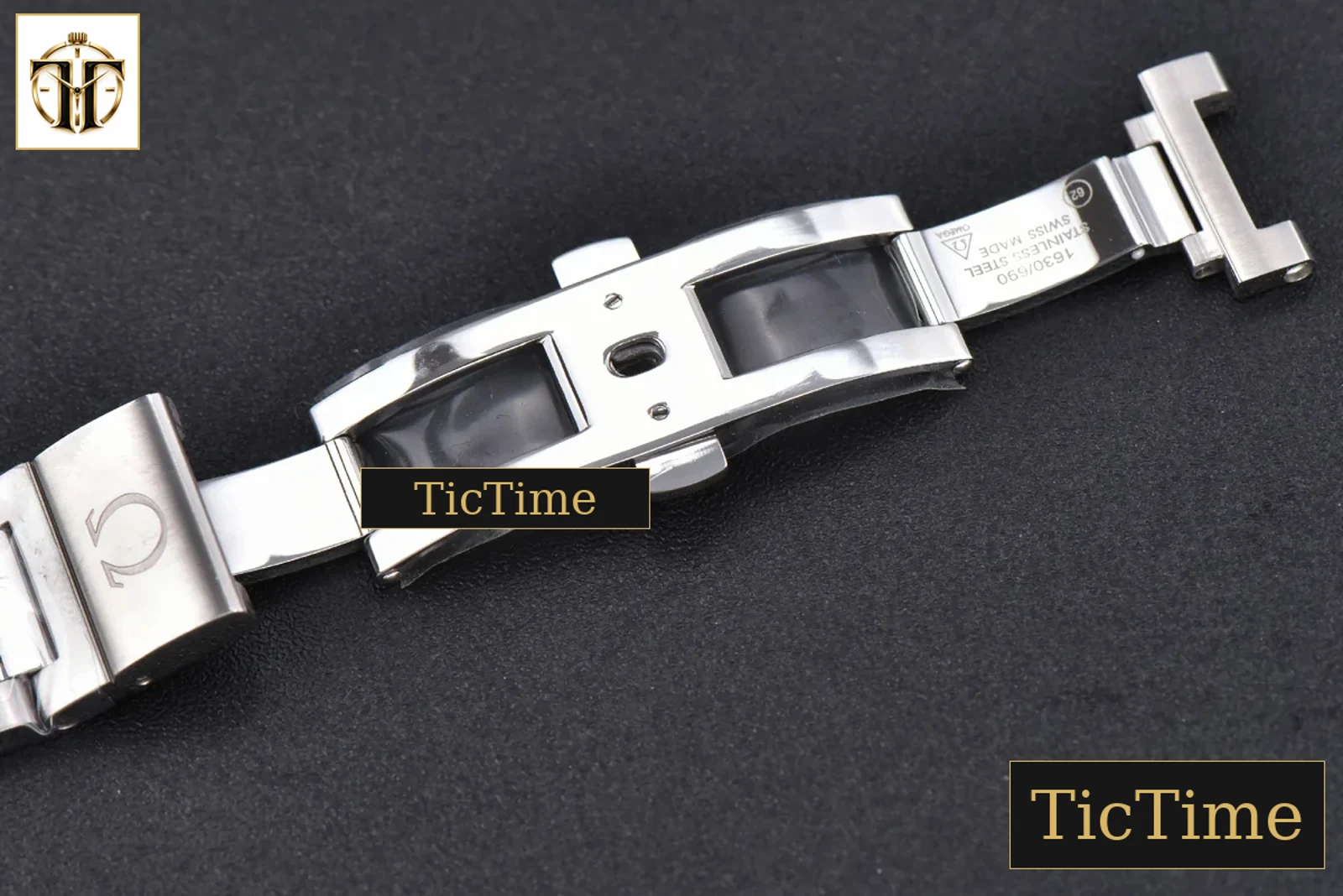 Aqua Terra 150M GMT VSF Black Textured Dial SS Bracelet A8605 — foto 25