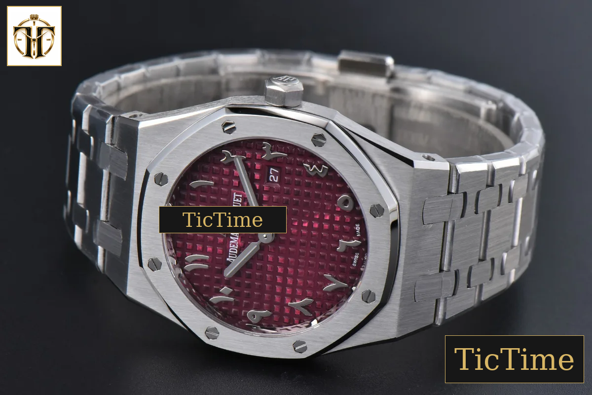Royal Oak Ladies 67650ST 33mm ZF SS Red Arabic Dial SS Bracelet Quartz — foto 13