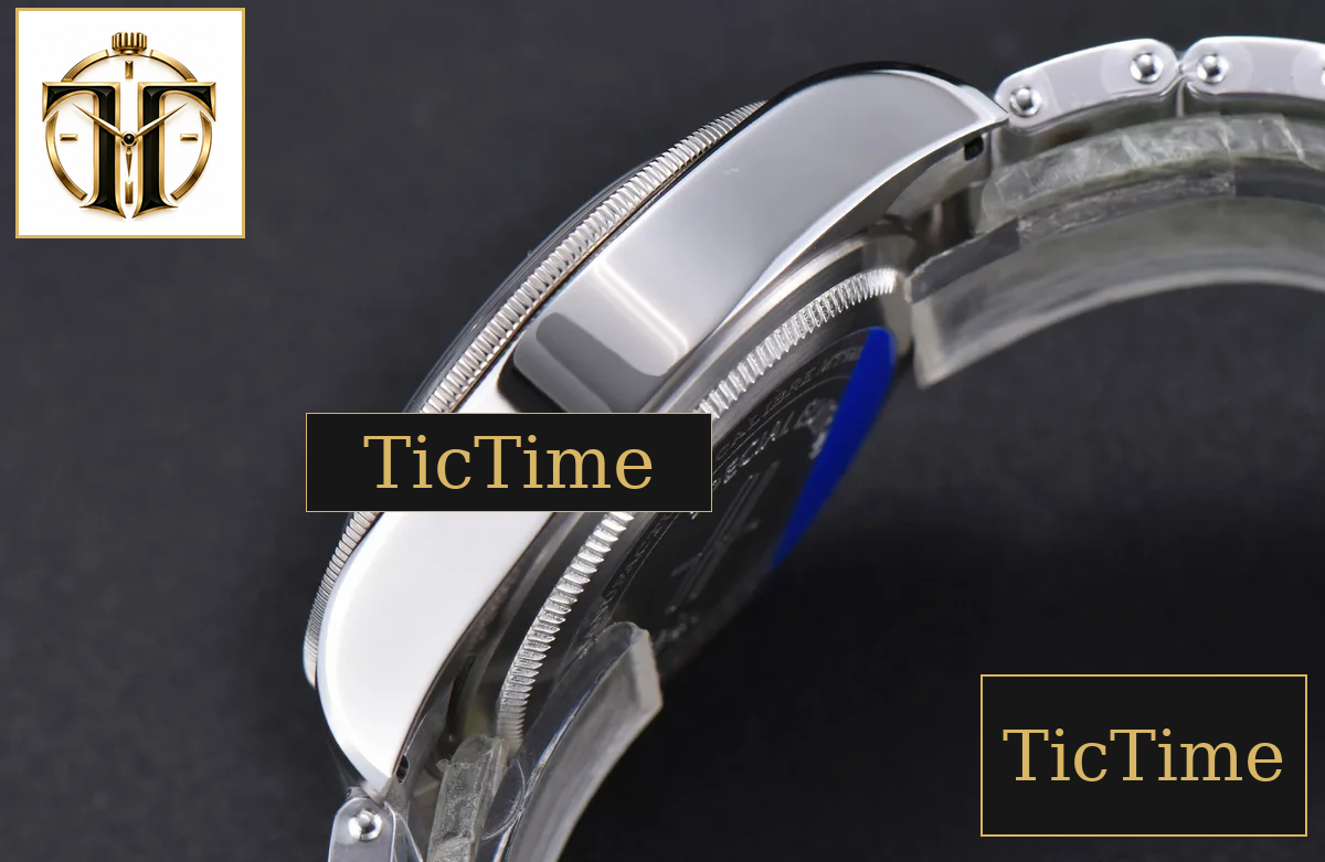 Heritage Black Bay Shield 2016 41mm ZF Red SS Bracelet A2824 — foto 14