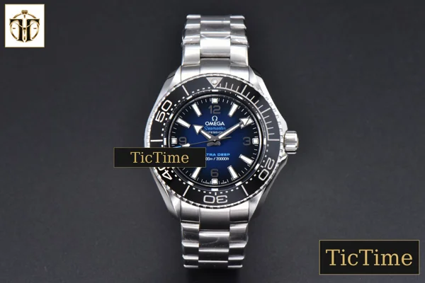 Foto frontal — Seamaster Planet Ocean Ultra Deep 45.5mm VSF Blue Gradient Dial SS bracelet A8912
